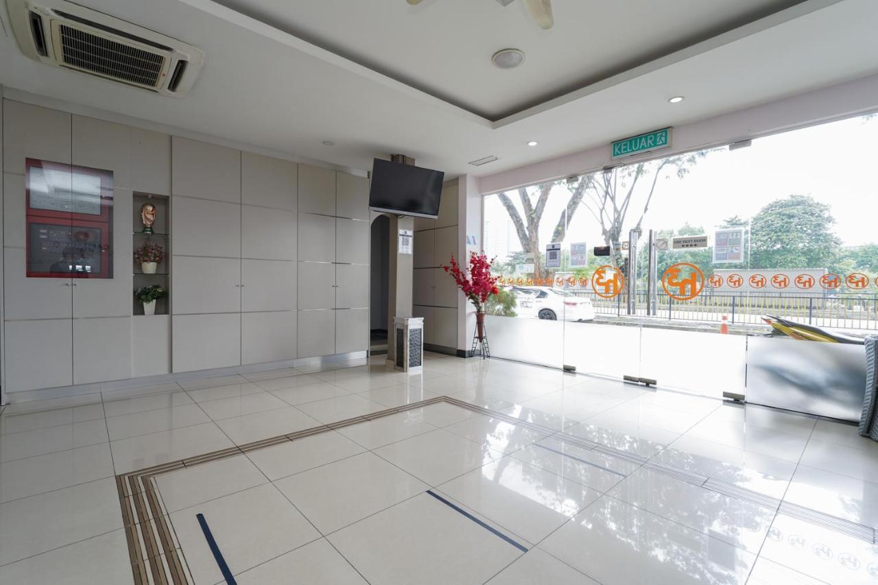 Capital O 89919 Hotel Hari Hari Kuala Lumpur Buitenkant foto